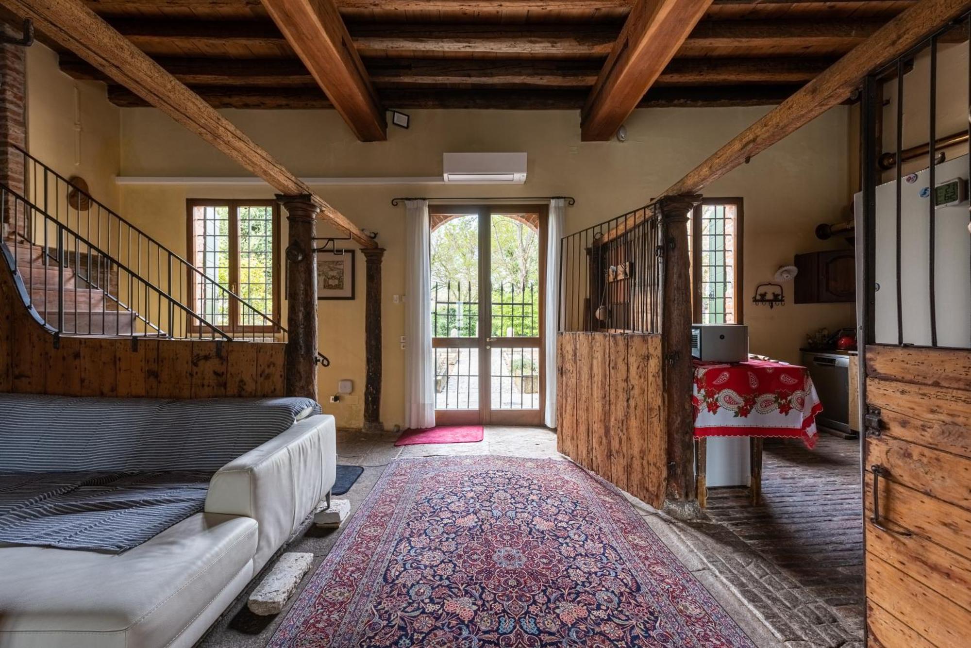 Scuderia Country Mansion 3300Squarefeet Βίλα Vanzo Εξωτερικό φωτογραφία